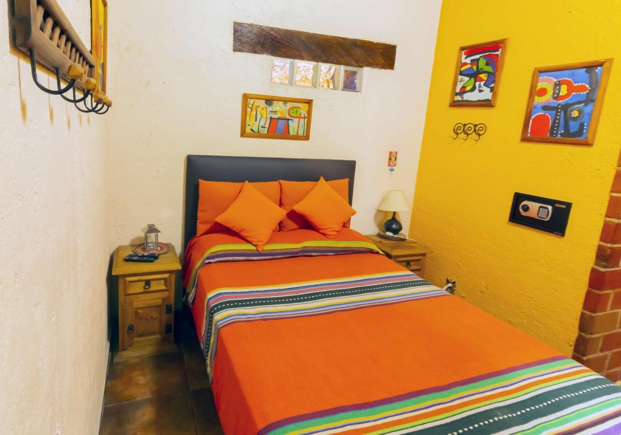 Mex Suites Casa Azul B&B Mexiko-Stadt Exterior foto