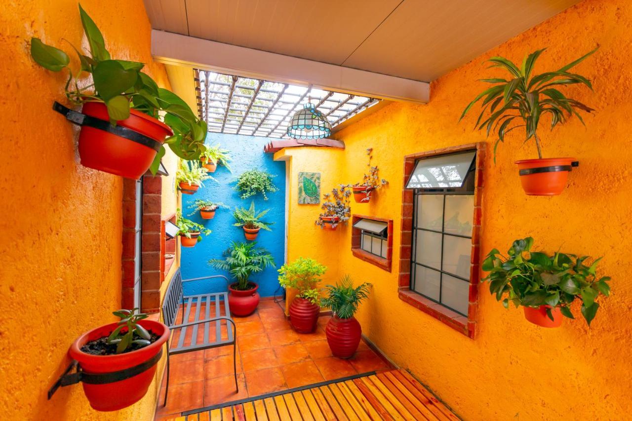 Mex Suites Casa Azul B&B Mexiko-Stadt Exterior foto